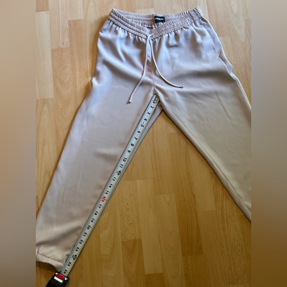 Express Pink Ankle Mid Rise joggers. Size S - Picture 2 of 5